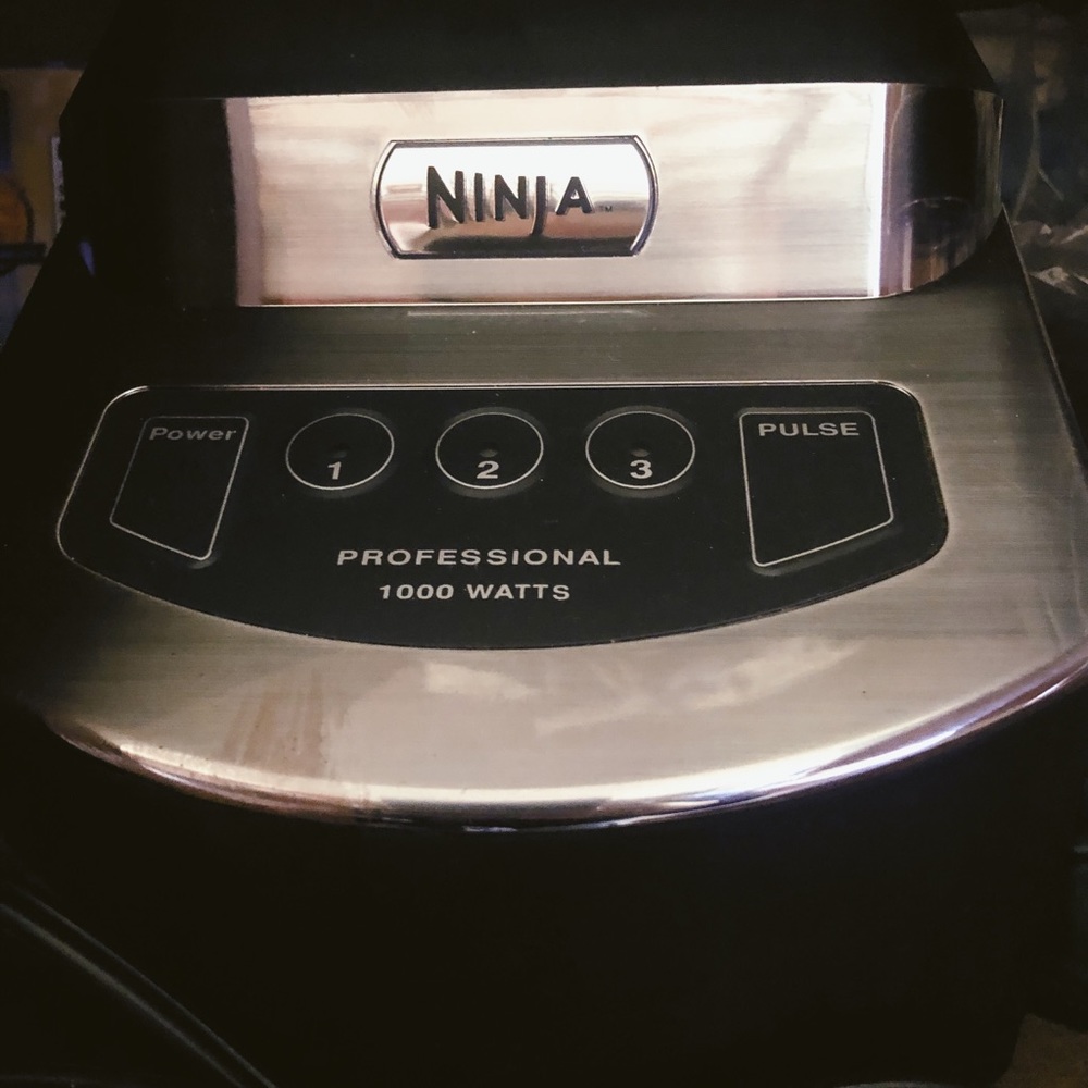 Ninja Pro Blender NBJ10 1000 Watts